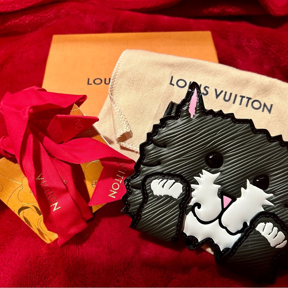 Louis Vuitton Catogram Card Holder